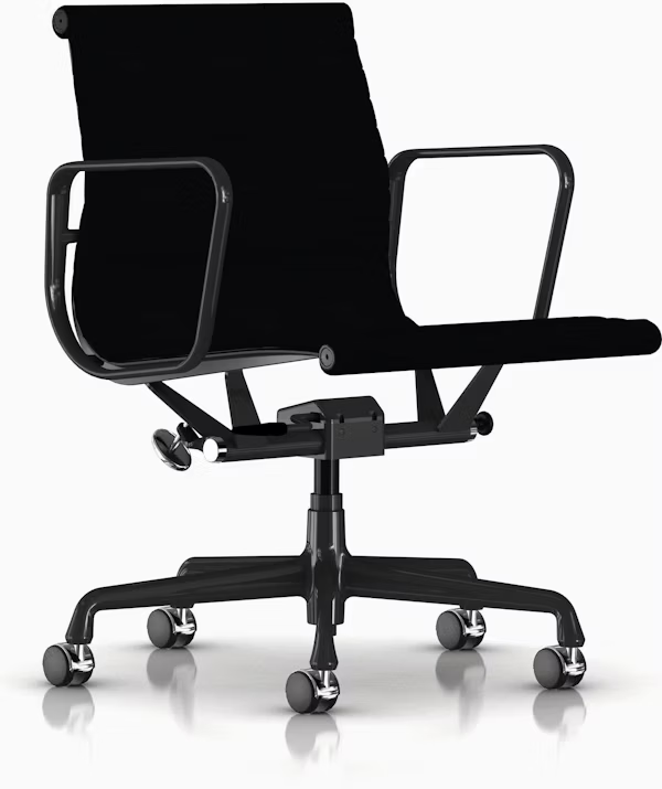 Eames Aluminum Group Management Chair