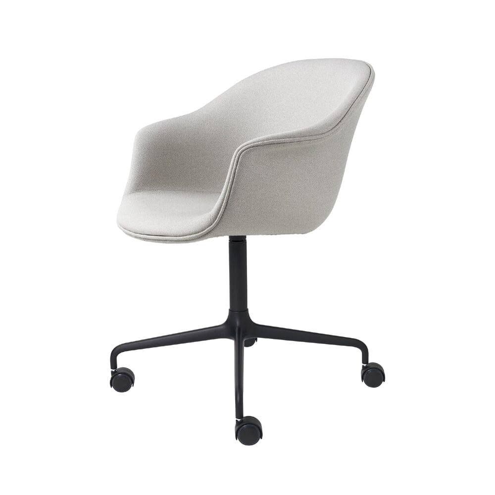 Bat Meeting Chair 4-Star Base with Castors - Fully Upholstered Chairs Gubi 