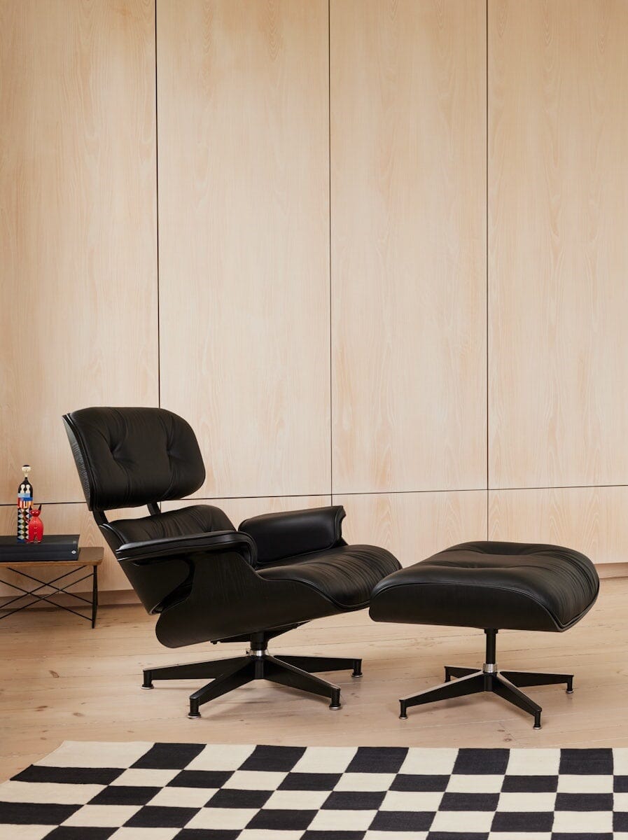 Eames Lounge Chair and Ottoman, Ebony lounge chair herman miller 