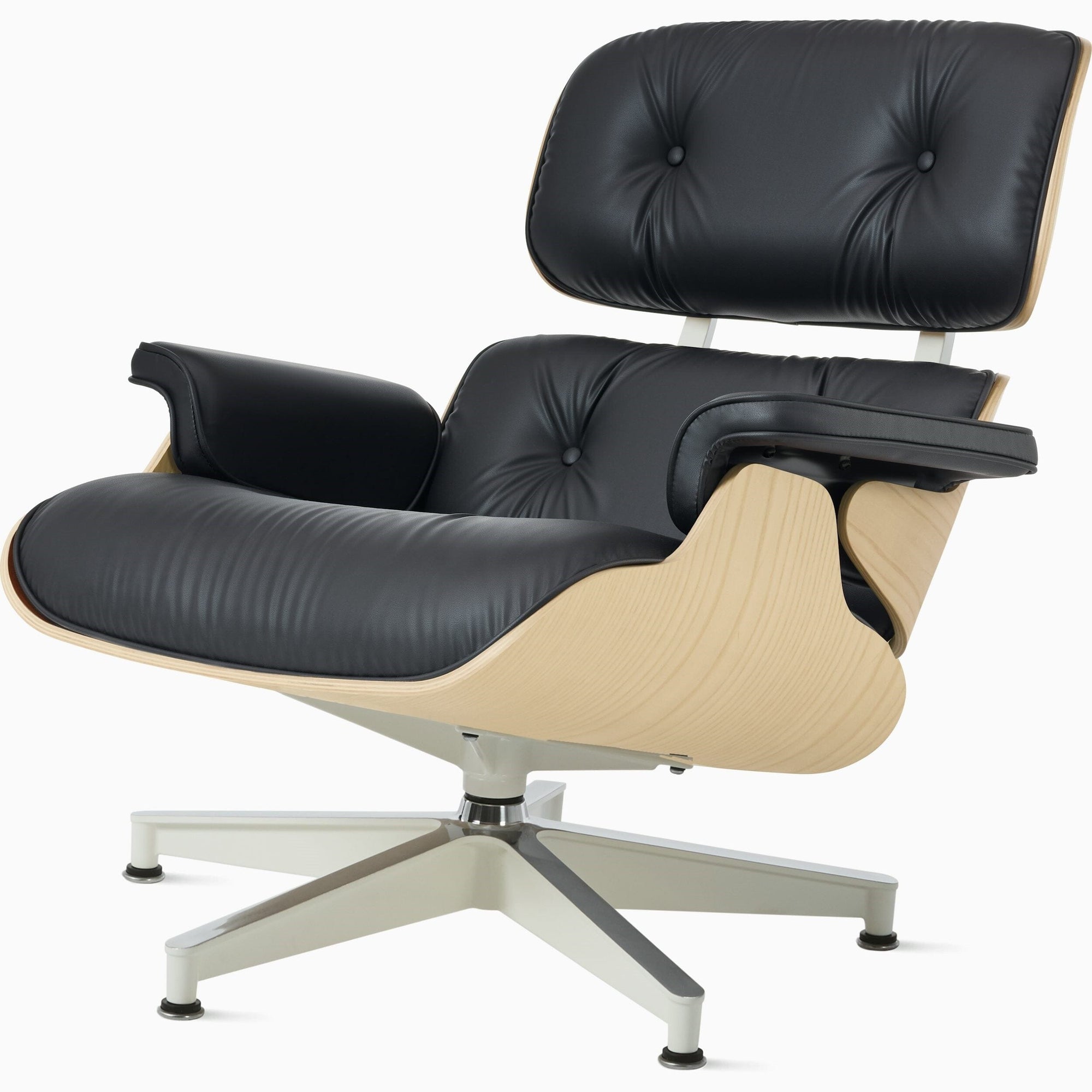 Eames Lounge Chair in White Ash lounge chair herman miller 