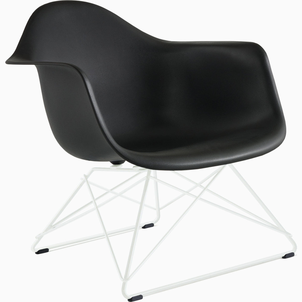 Eames Molded Plastic Low Wire Base Armchair lounge chair herman miller White Black 