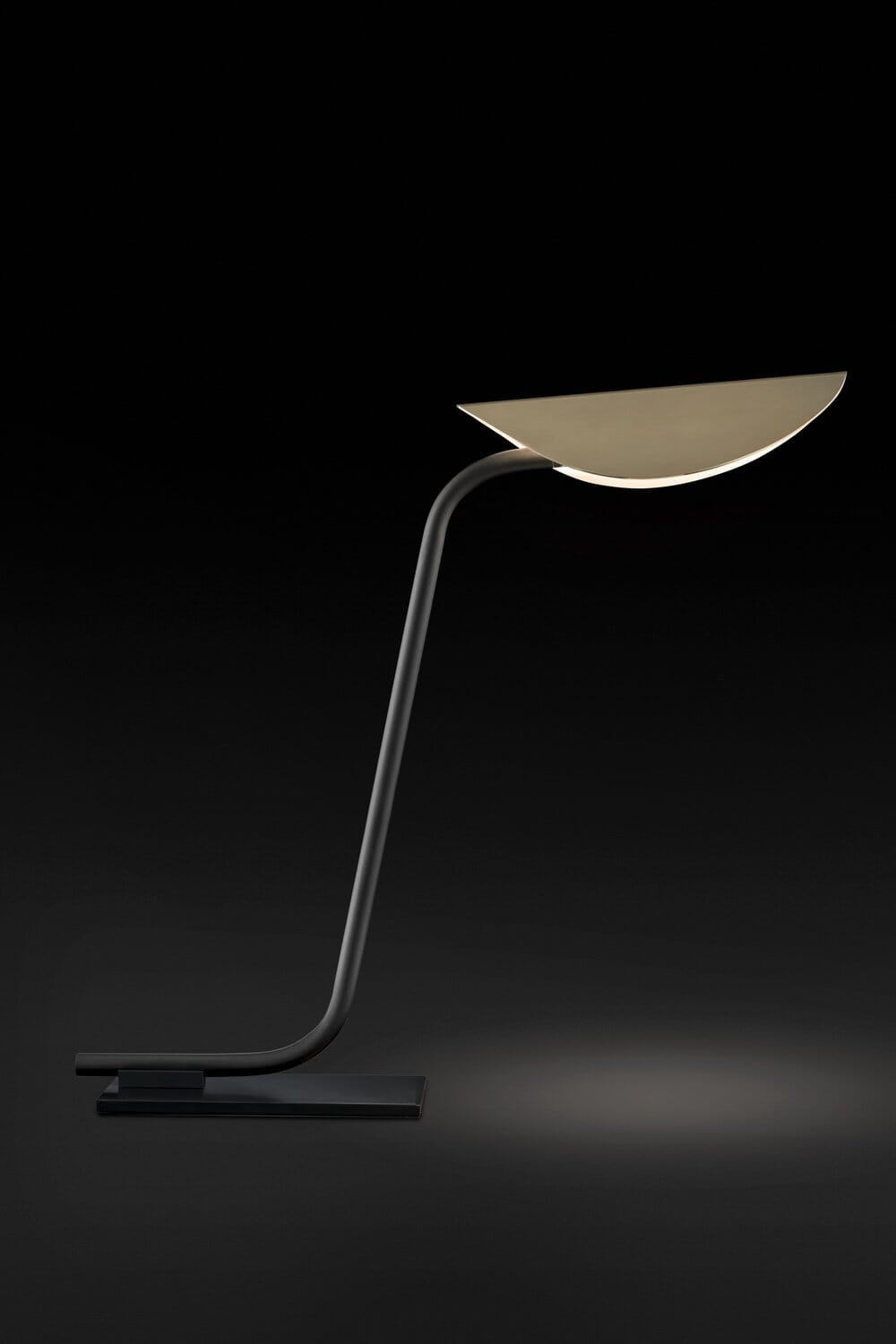 Plume 221 Table Light Table Lamps Oluce 