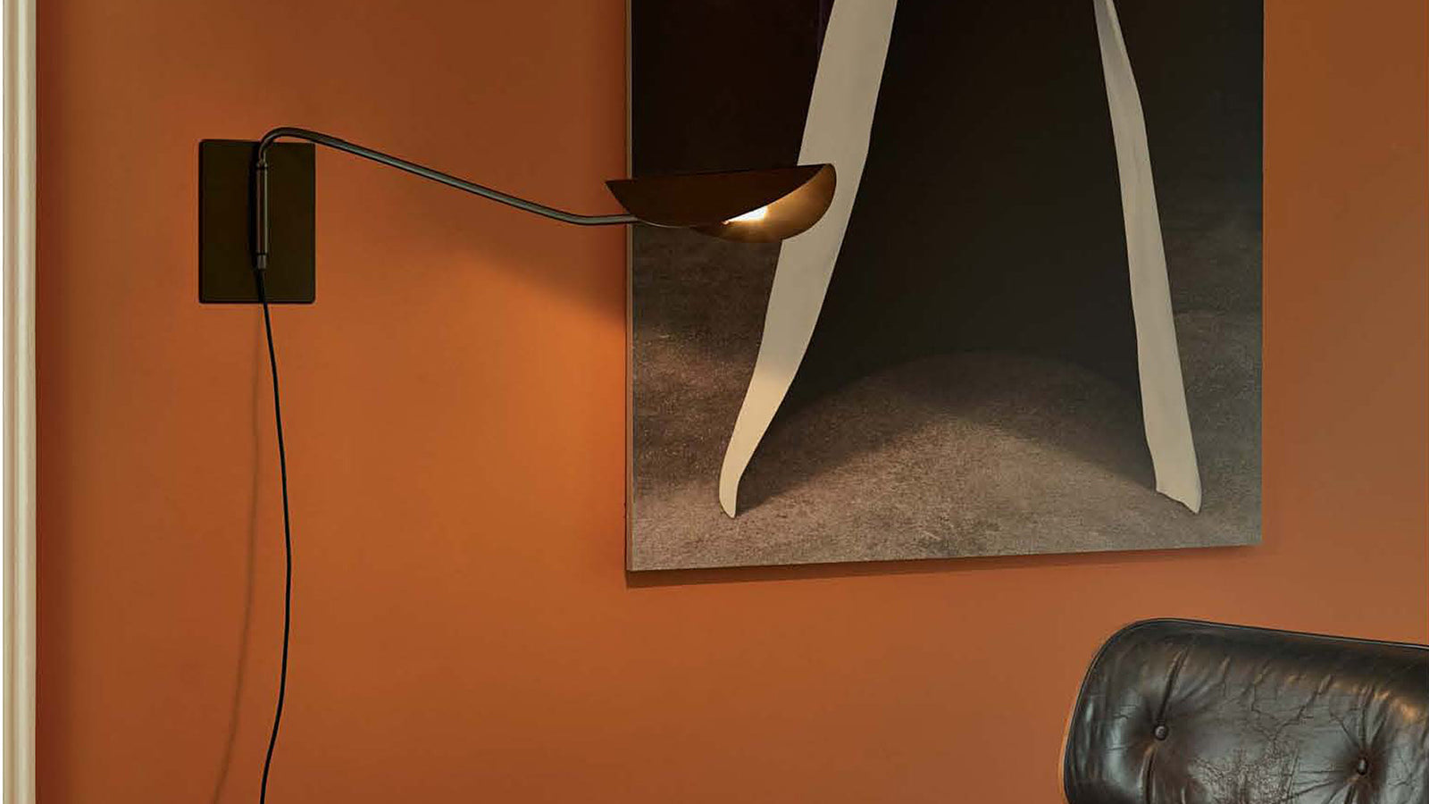 Plume Wall Light 159 wall / ceiling lamps Oluce 