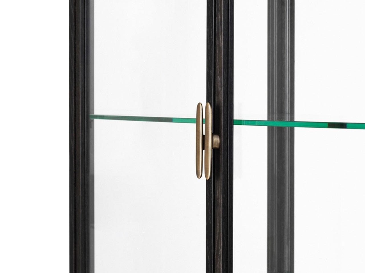 Private Vitrine Book Shelf Gubi 