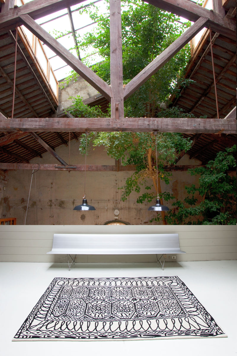 BOW Rug