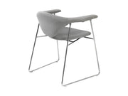 Masculo Lounge Chair - Sledge Base lounge chair Gubi 