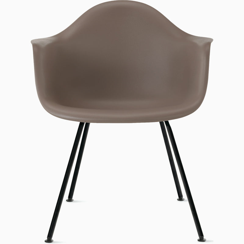 Eames Molded Plastic Arm Chair with 4 legged Base Side/Dining herman miller 