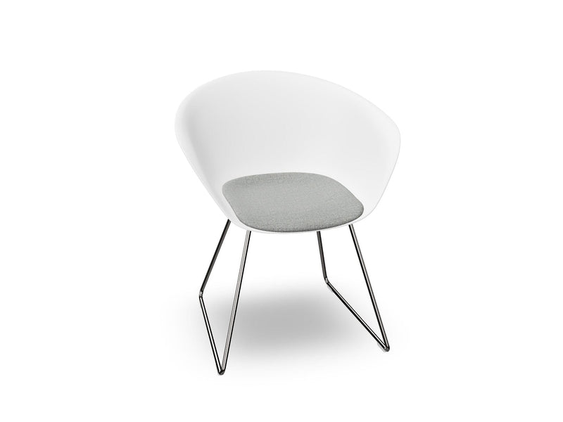 Duna 02 Sled Base Chair With Seat Cushion Chairs Arper 