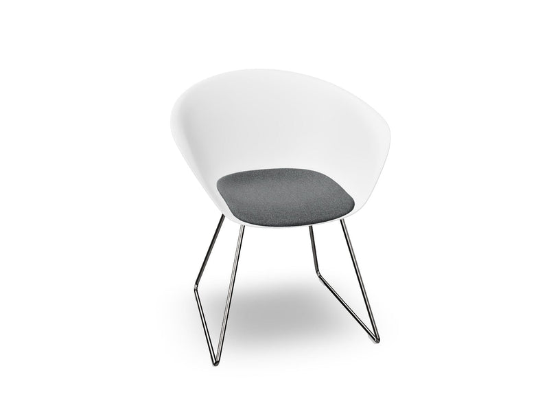 Duna 02 Sled Base Chair With Seat Cushion Chairs Arper 