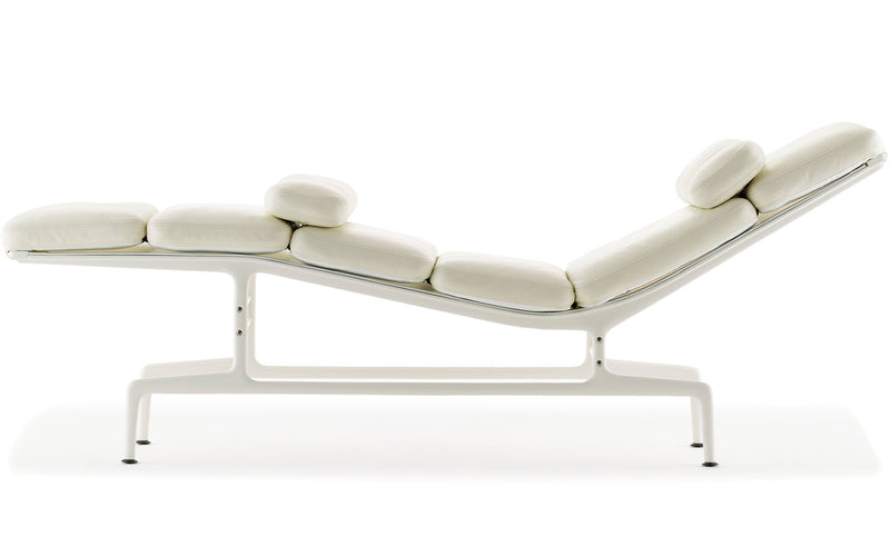 Eames Chaise by Herman Miller