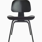 Eames Molded Plywood Dining Chair with Wood Base Side/Dining herman miller 