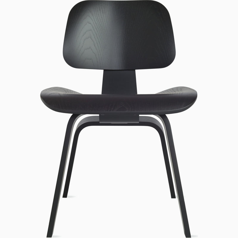 Eames Molded Plywood Dining Chair with Wood Base Side/Dining herman miller 