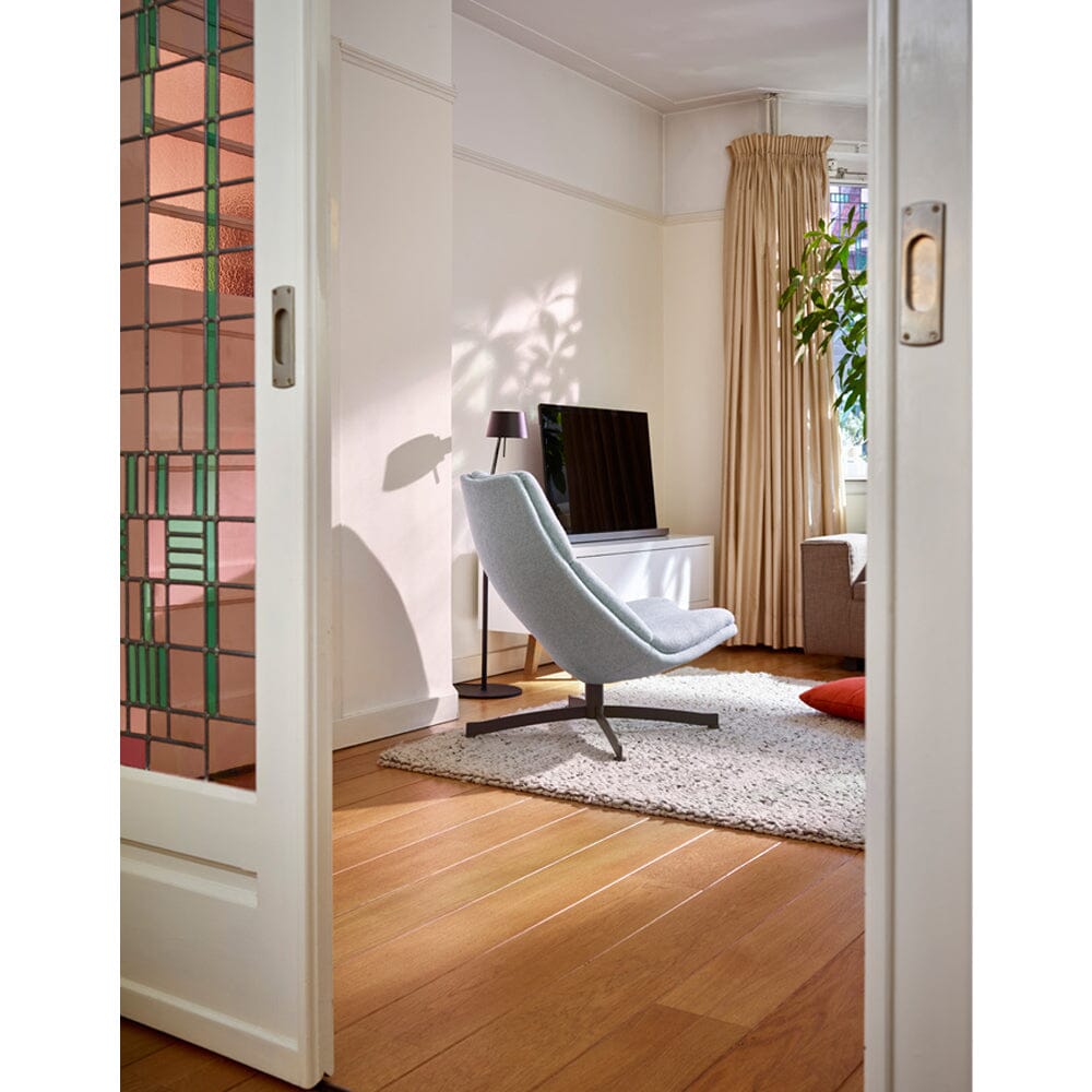 F 512 Cross-Base Lounge High Chair lounge chair Artifort 