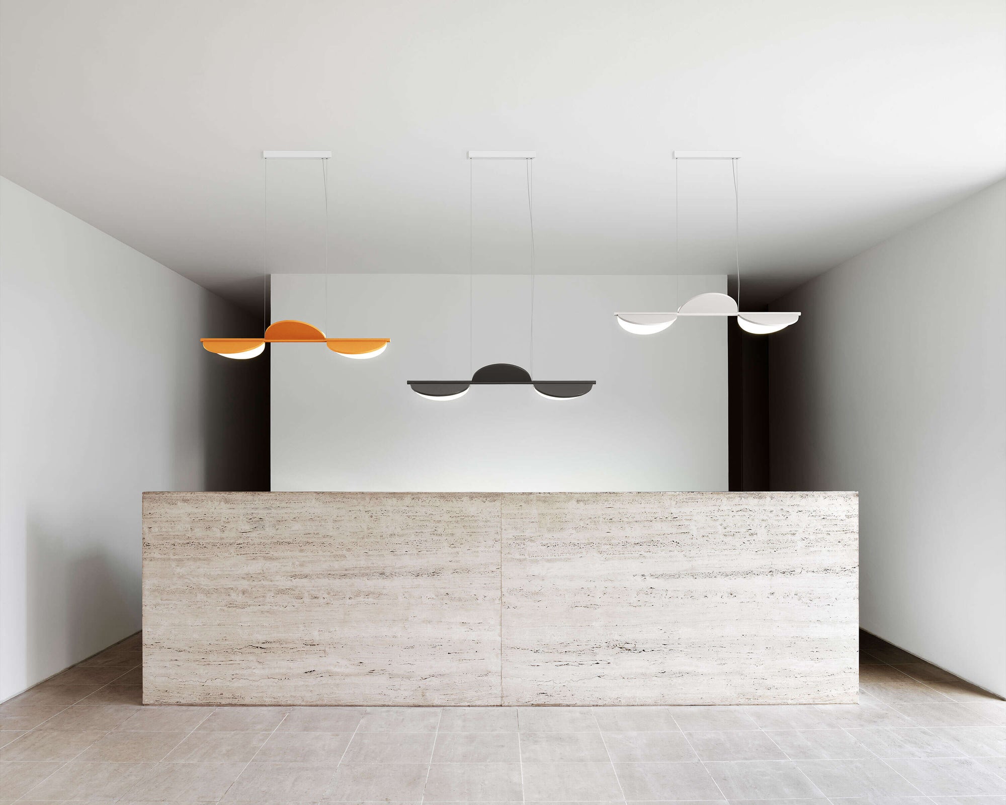 Almendra Linear Pendant Pendant Lights Flos 