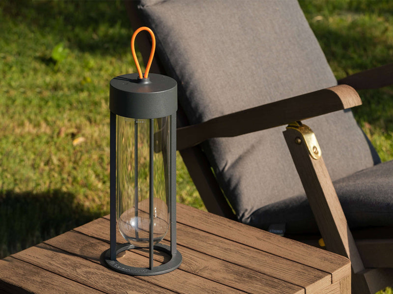 In Vitro Unplugged Portable Lamp Outdoors Flos 