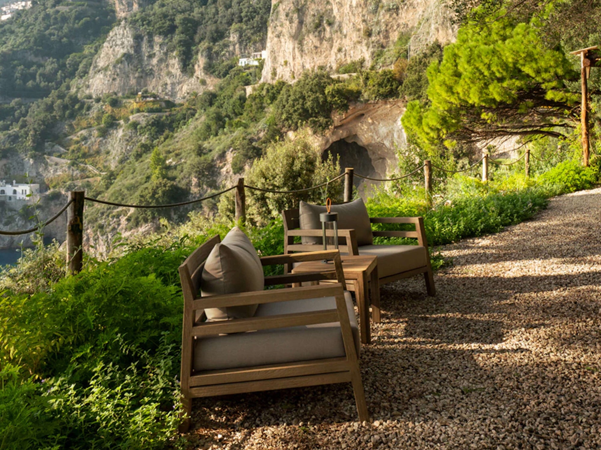 In Vitro Unplugged Portable Lamp Outdoors Flos 