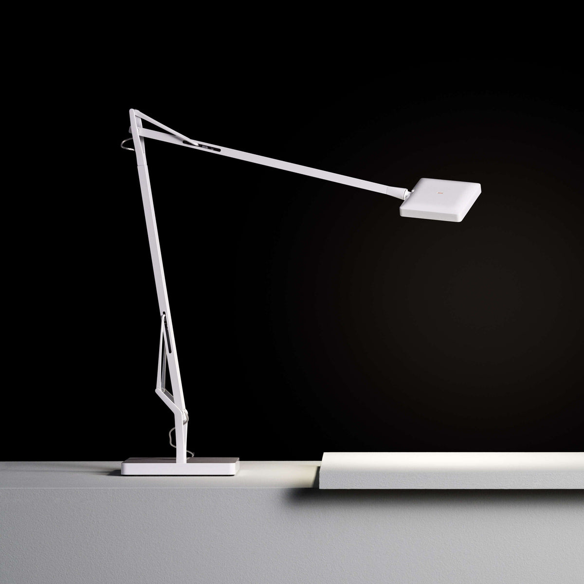 Kelvin Edge LED Table Lamp Table Lamps Flos 
