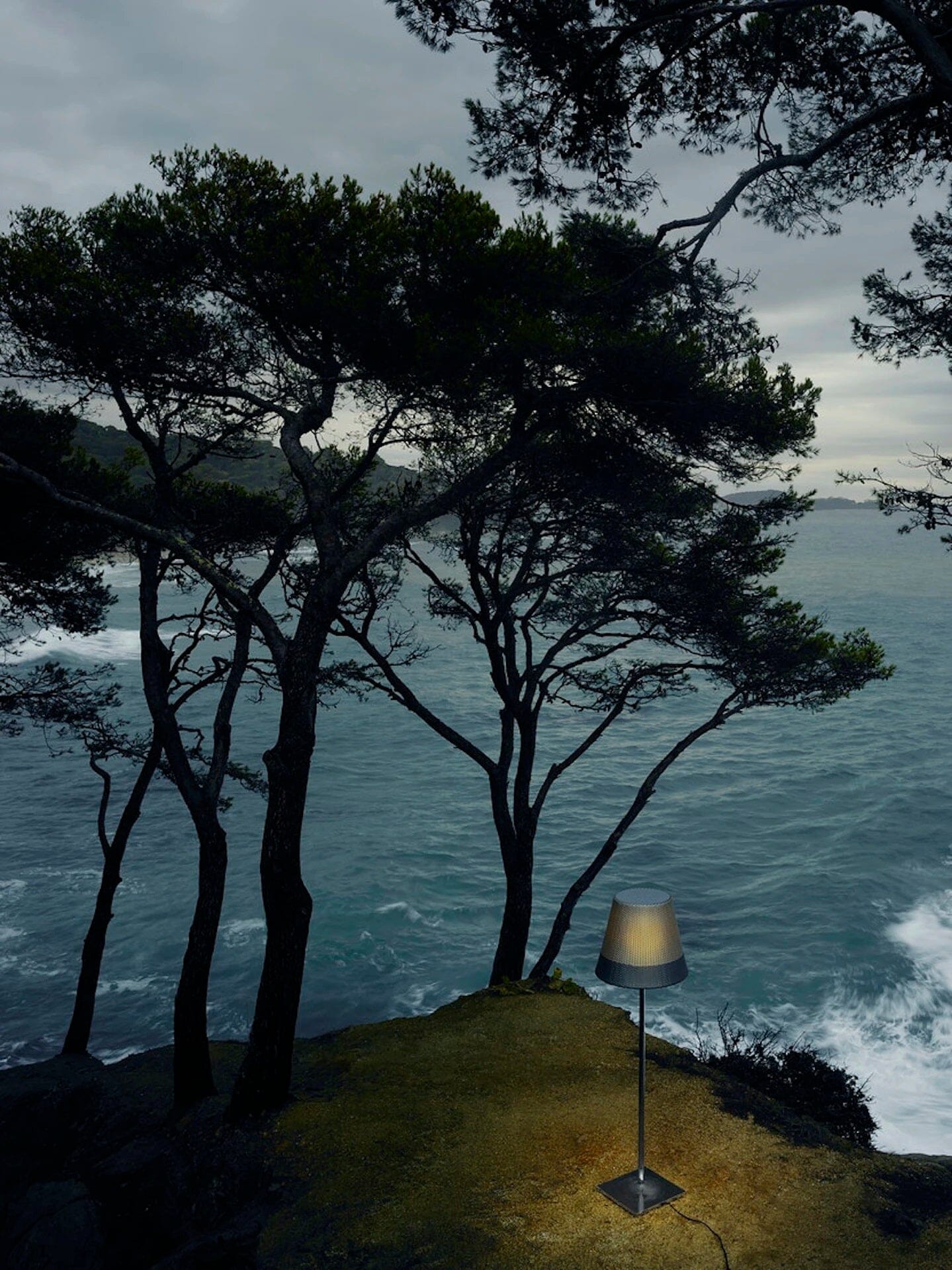 Ktribe F3 Outdoor Floor Lamp Outdoor Lighting Flos 