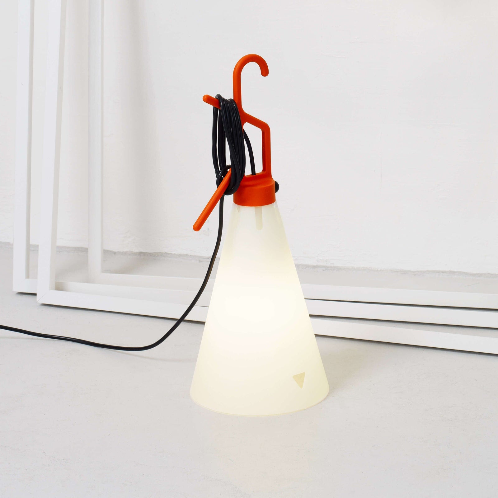 Mayday Lamp Table Lamps Flos 