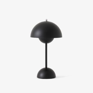 Flowerpot Portable Table Lamp VP9 Table Lamps &Tradition Matte Black 