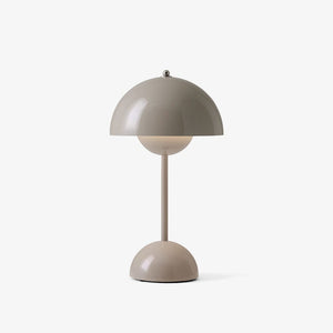 Flowerpot Portable Table Lamp VP9 Table Lamps &Tradition Grey Beige 