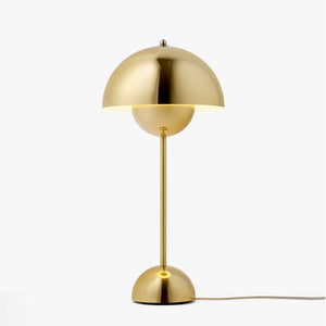 Flowerpot Table Lamp VP3 Table Lamp &Tradition Polished Brass 