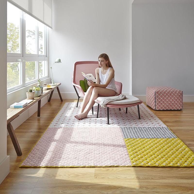Silai Rug Pillows Gan 