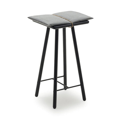 Georg Bar Stool bar seating Skagerak by Fritz Hansen Black With Light Grey 