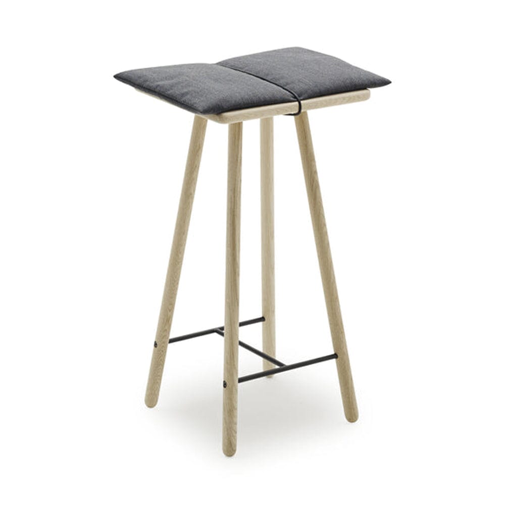 Georg Bar Stool bar seating Skagerak by Fritz Hansen Oak With Dark Grey 