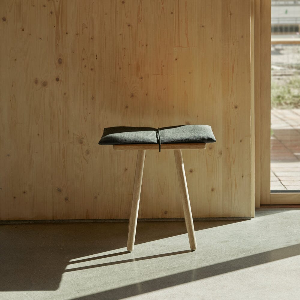 Georg Stool Stools Skagerak by Fritz Hansen 