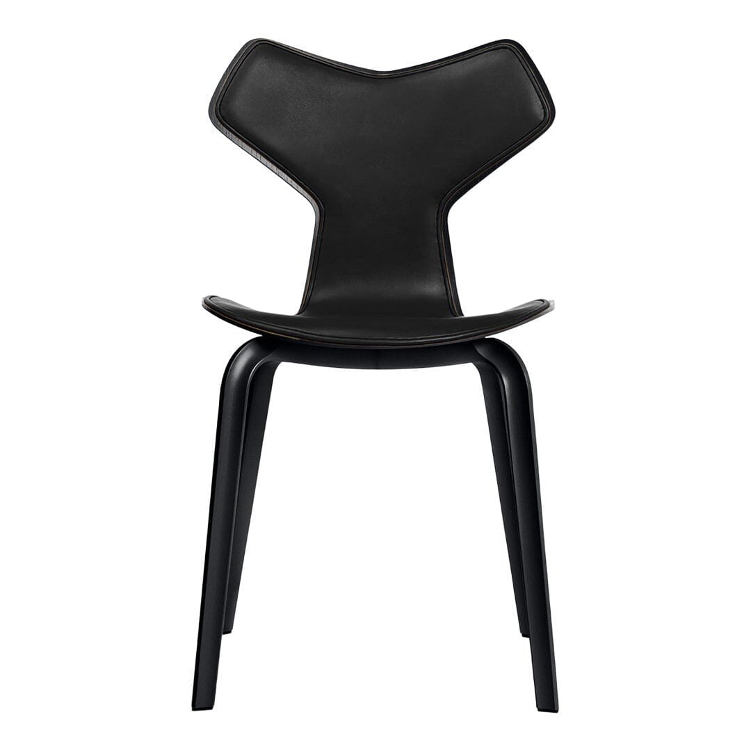 Grand Prix Chair With Wood Legs and Upholstered Front Dining chairs Fritz Hansen 