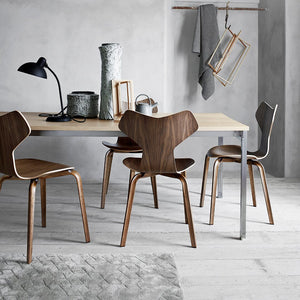 Grand Prix Chair With Wood Legs Dining chairs Fritz Hansen 