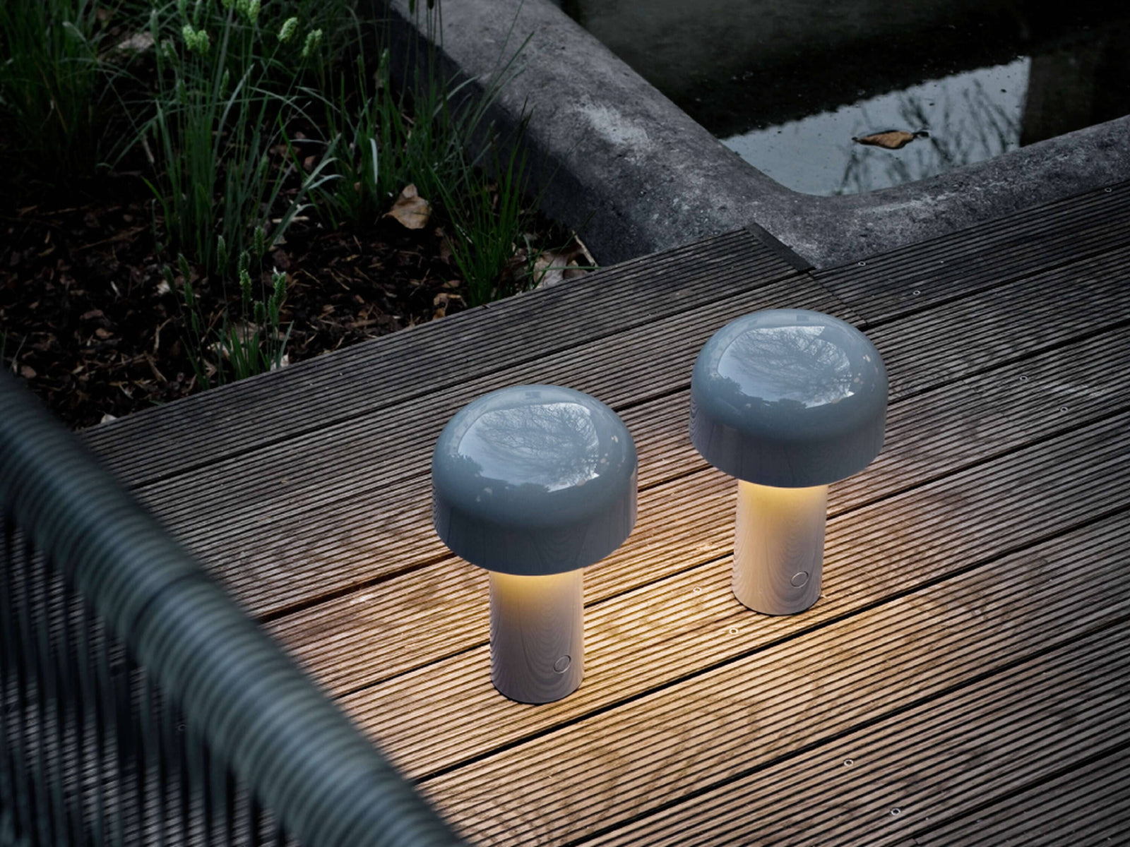 Bellhop Portable LED Table Lamp Table Lamps Flos 