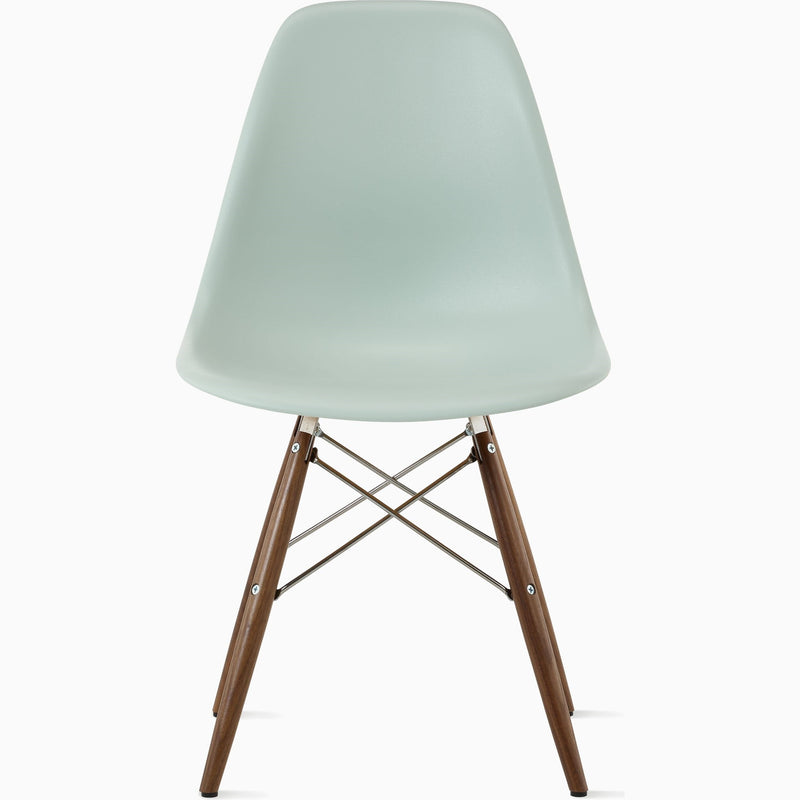 Eames Molded Plastic Side Chair with Wood Dowel Base Side/Dining herman miller 