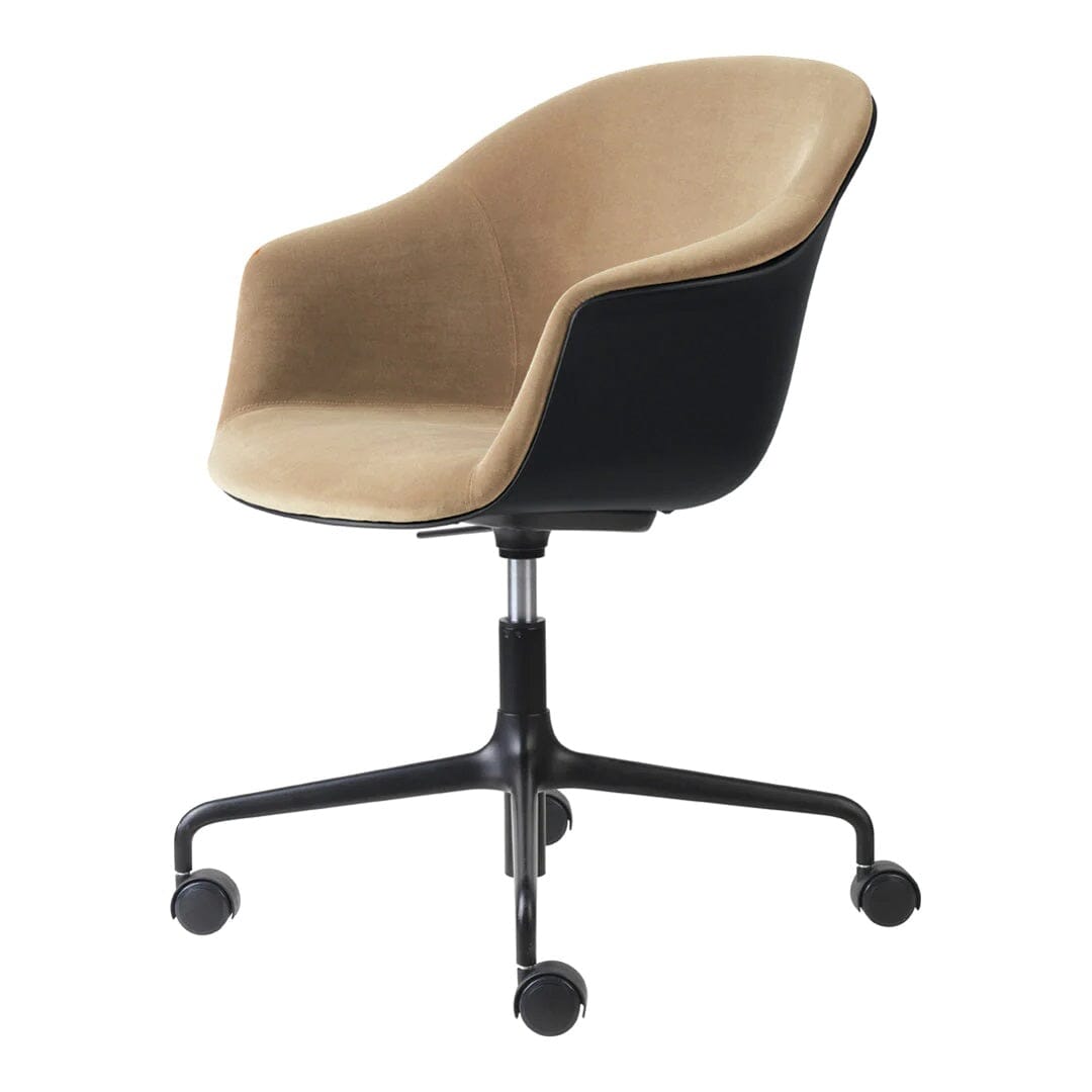 Bat Meeting Chair 4-Star Base with Castors - Height Adjustable - Front Upholstered Chairs Gubi 