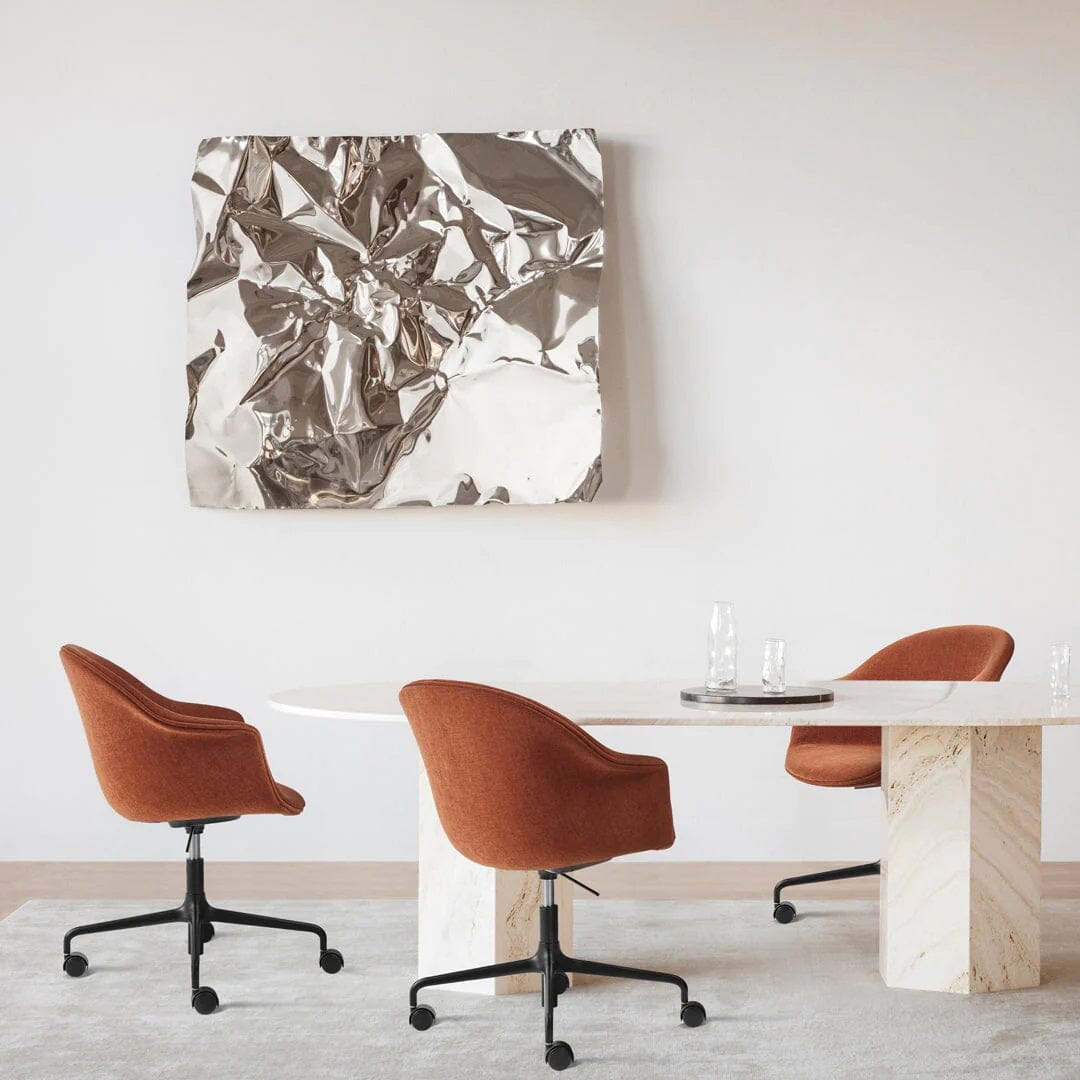 Bat Meeting Chair 4-Star Base with Castors - Height Adjustable - Fully Upholstered Chairs Gubi 