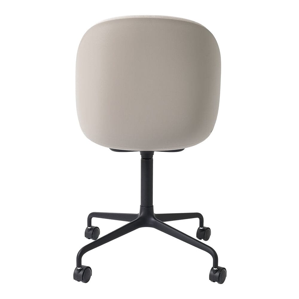 Beetle Meeting Chair 4-Star Base with Castors - Front Upholstered Chairs Gubi 