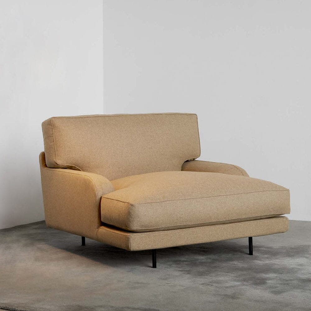 Flaneur Lounge Chair - Fully Upholstered lounge chair Gubi 