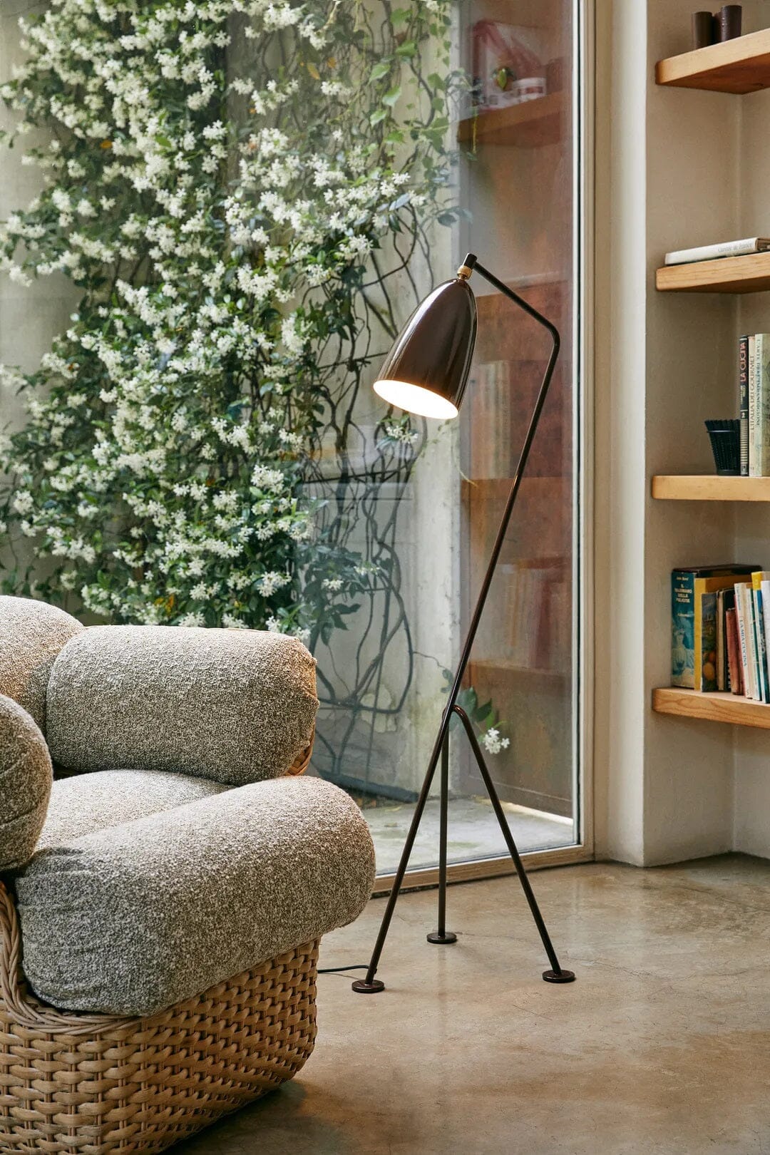 Grashoppa Floor Lamp Floor Lamps Gubi 