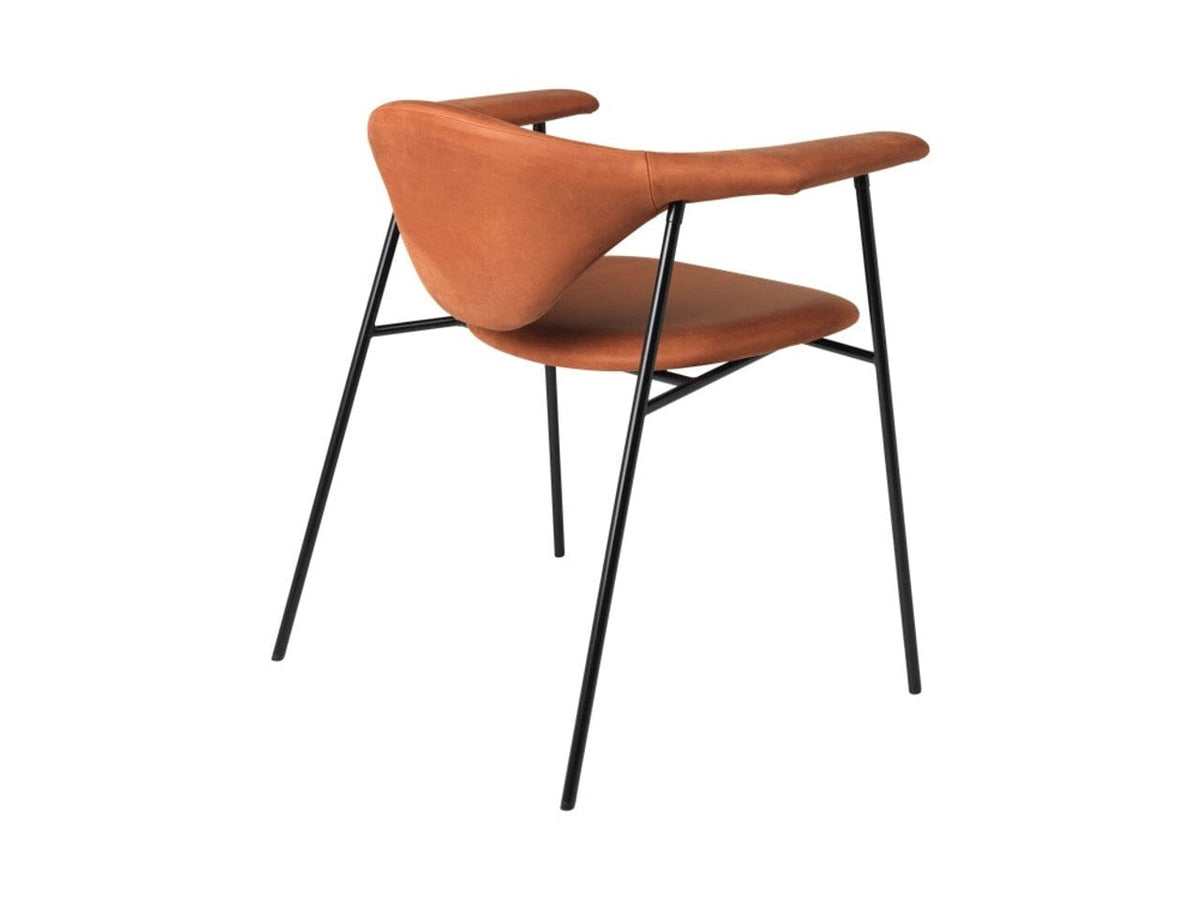 Masculo Lounge Chair - 4 Leg Base lounge chair Gubi 