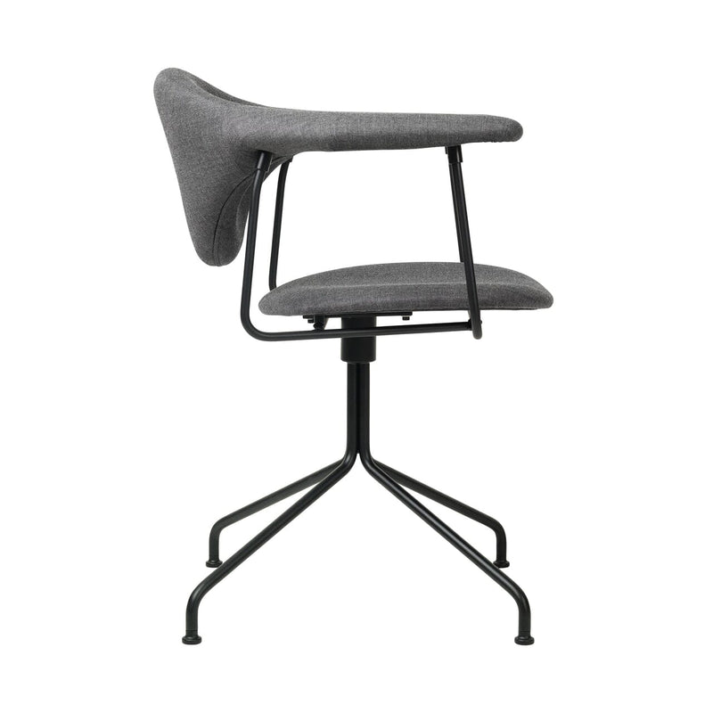 Masculo Meeting Chair - Fully Upholstered with Swivel base lounge chair Gubi 