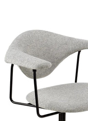 Masculo Meeting Chair - Fully Upholstered with Swivel base lounge chair Gubi 