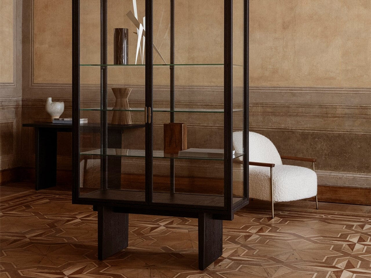 Private Vitrine Book Shelf Gubi 