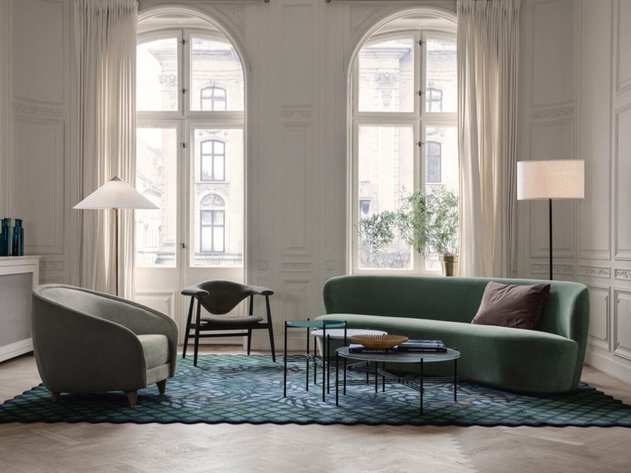 Revers Lounge Chair lounge chair Gubi 