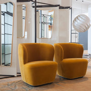 Stay Lounge Chair - Small with Swivel Base lounge chair Gubi 
