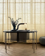TS Desk Desk's Gubi 