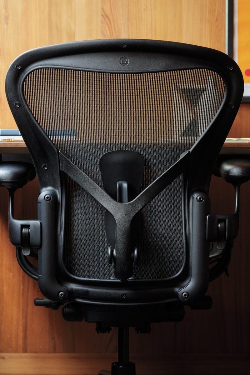 Aeron Chairs In Stock - Ships in 3-4 days task chair herman miller 