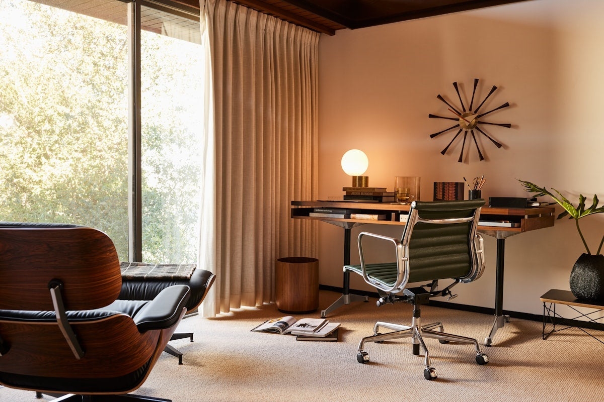 Eames 2500 Series Executive Desk