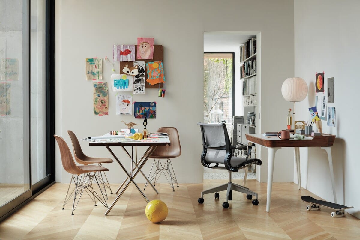 Eames Molded Wood Side Chair - Wire Base Side/Dining herman miller 
