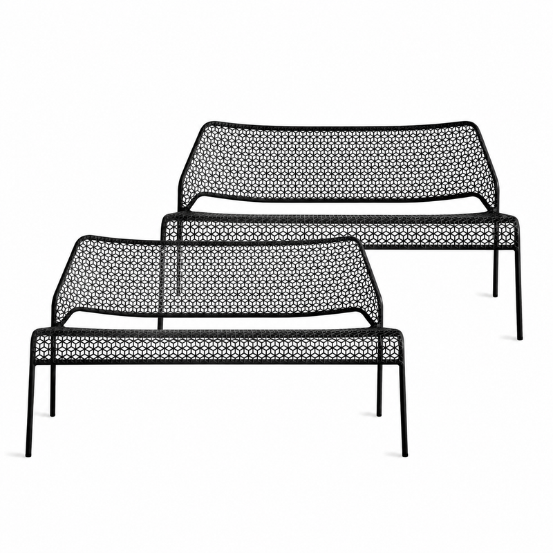 Hot Mesh Settee
